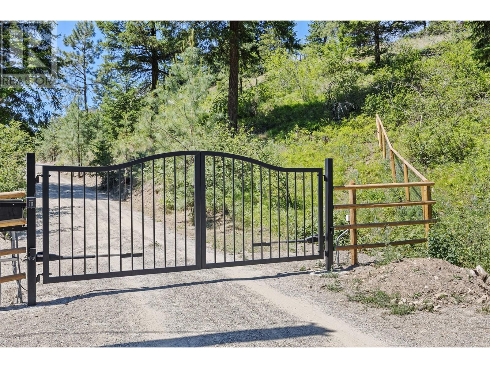 365 Riverwind Drive, Chase, BC - Outdoor