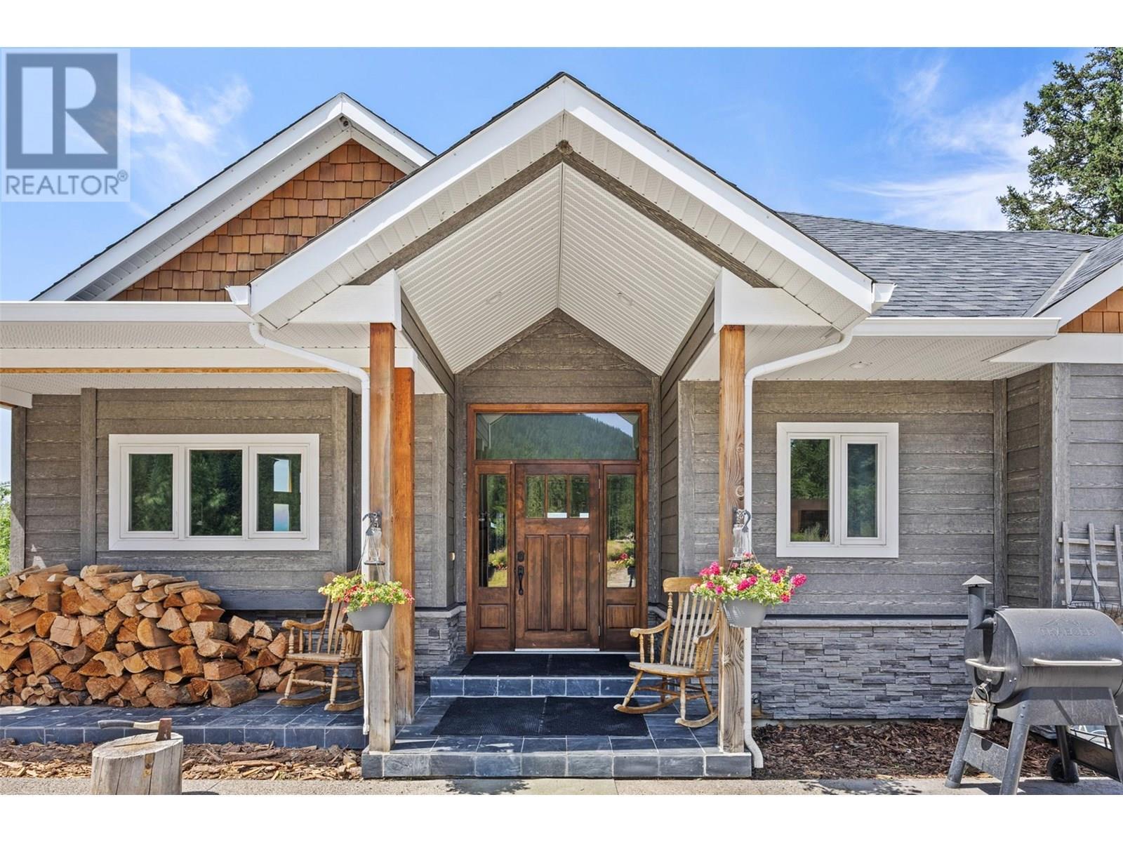 365 Riverwind Drive, Chase, BC - Outdoor