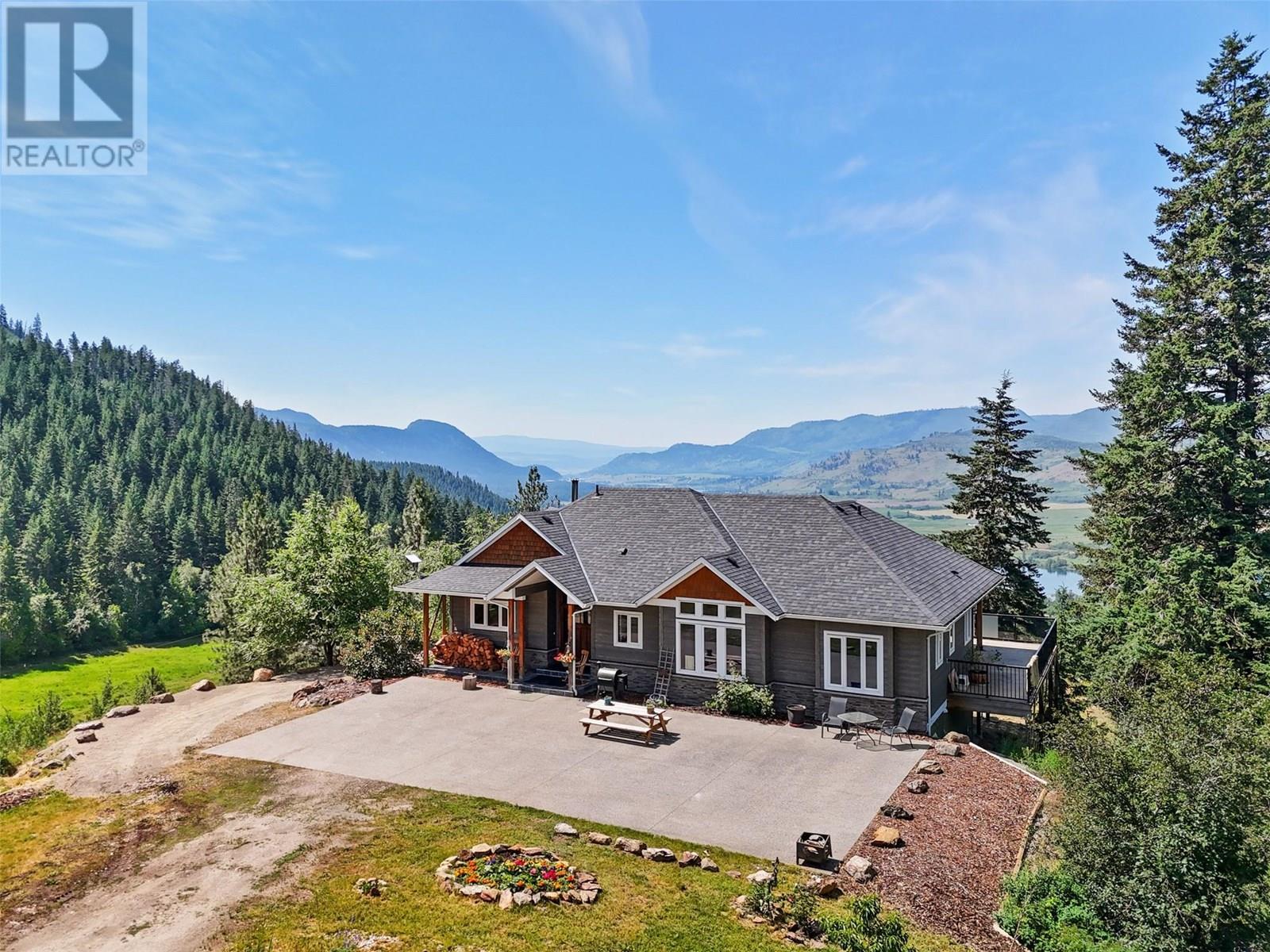 365 Riverwind Drive, Chase, BC - Outdoor