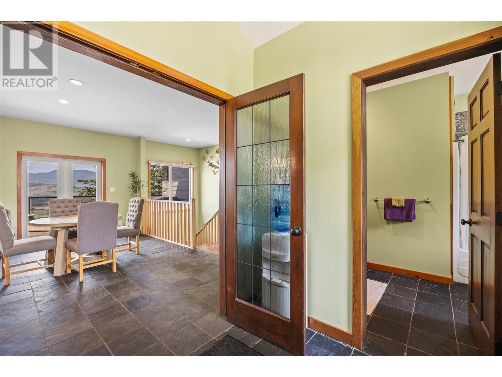 Foyer, entrance to dining room - 365 Riverwind Drive, Chase, BC - Indoor Photo Showing Other Room