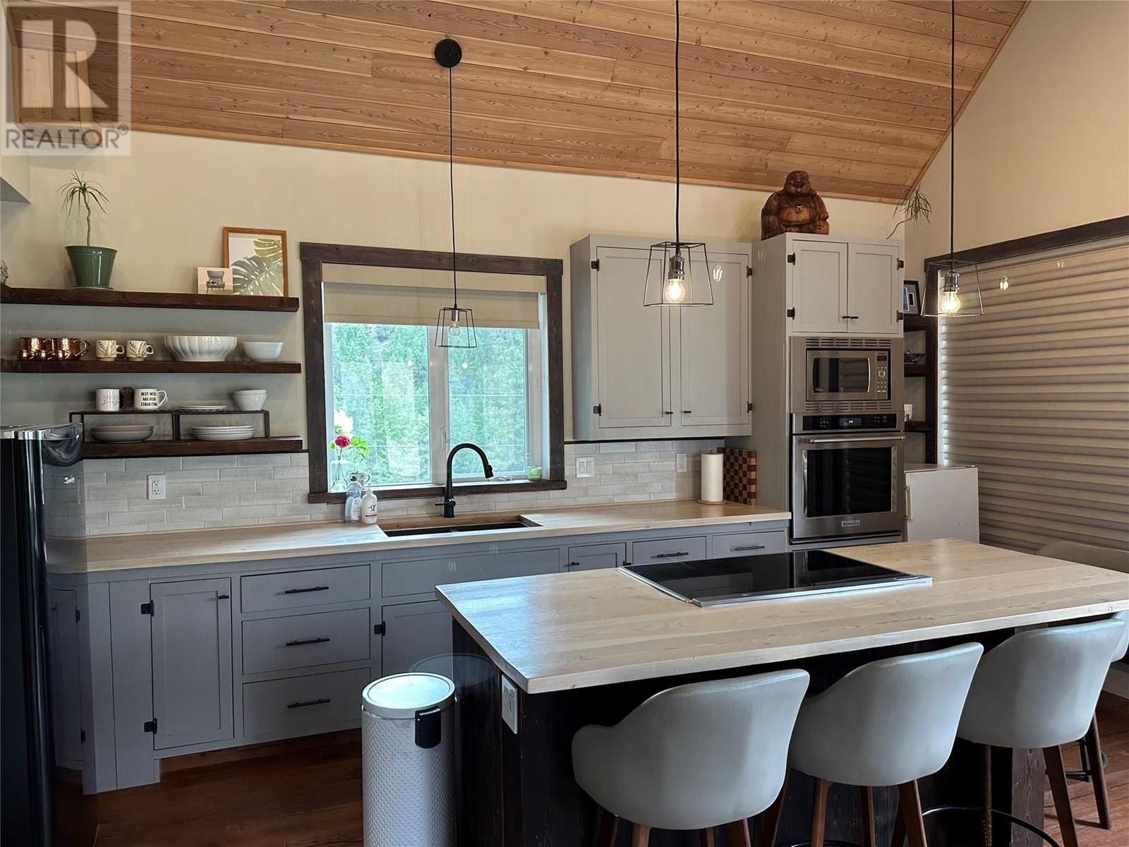 3655 Mclean Creek Road, Okanagan Falls, BC