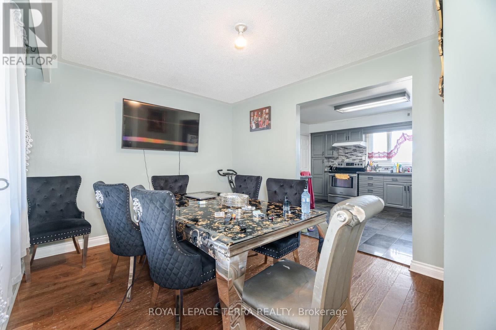 14457 Bramalea Road, Caledon, ON - Indoor Photo Showing Dining Room