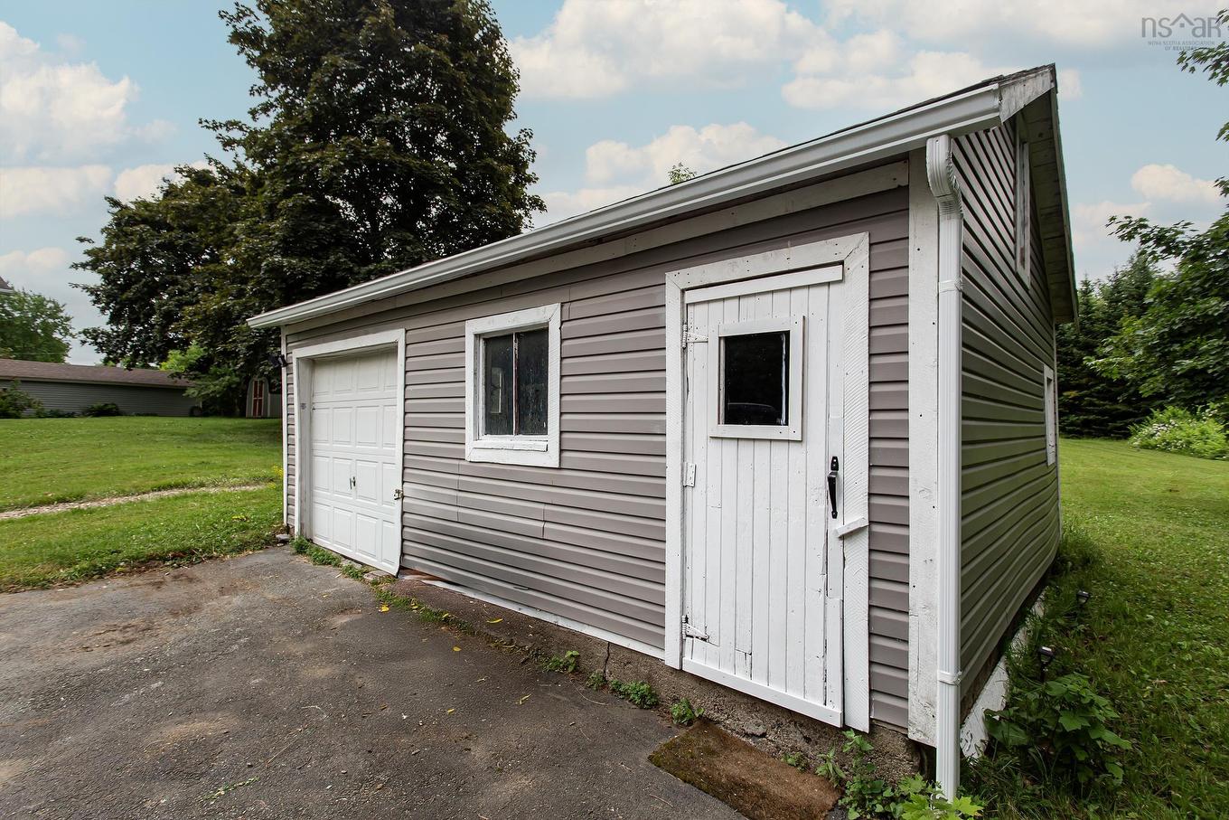 108 Cottage Street, Berwick, NS