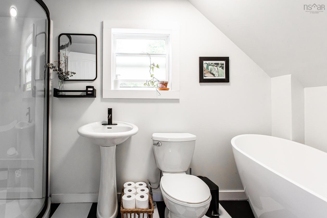 108 Cottage Street, Berwick, NS