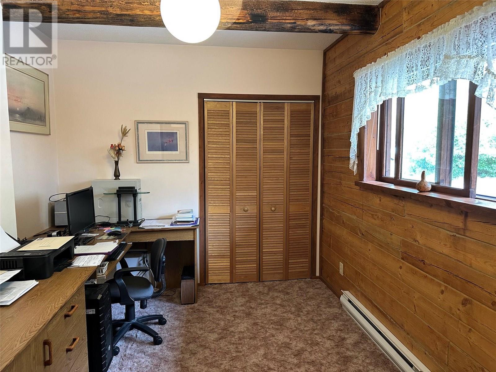 3655 Mclean Creek Road, Okanagan Falls, BC - Indoor Photo Showing Office