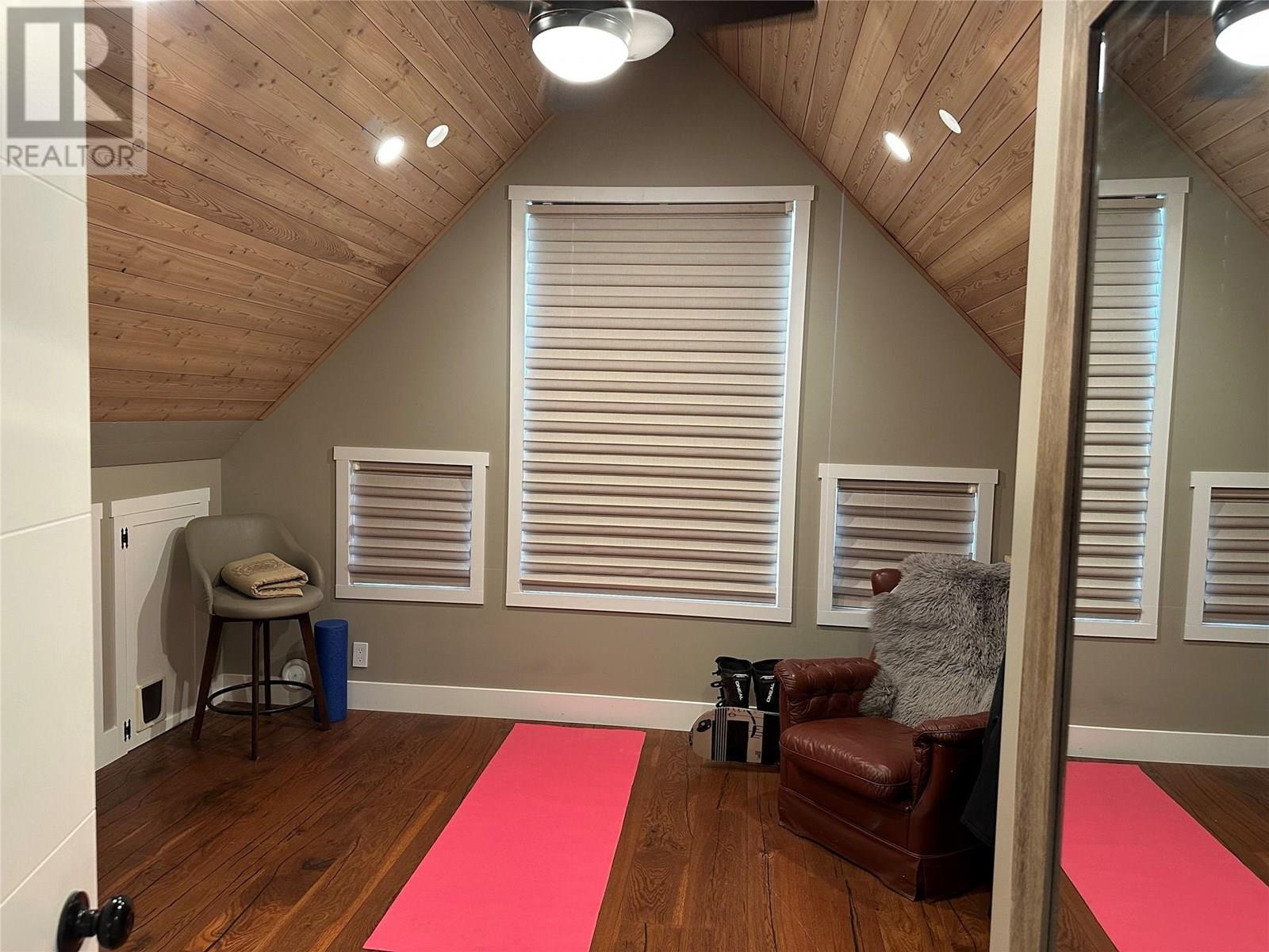 3655 Mclean Creek Road, Okanagan Falls, BC - Indoor Photo Showing Other Room