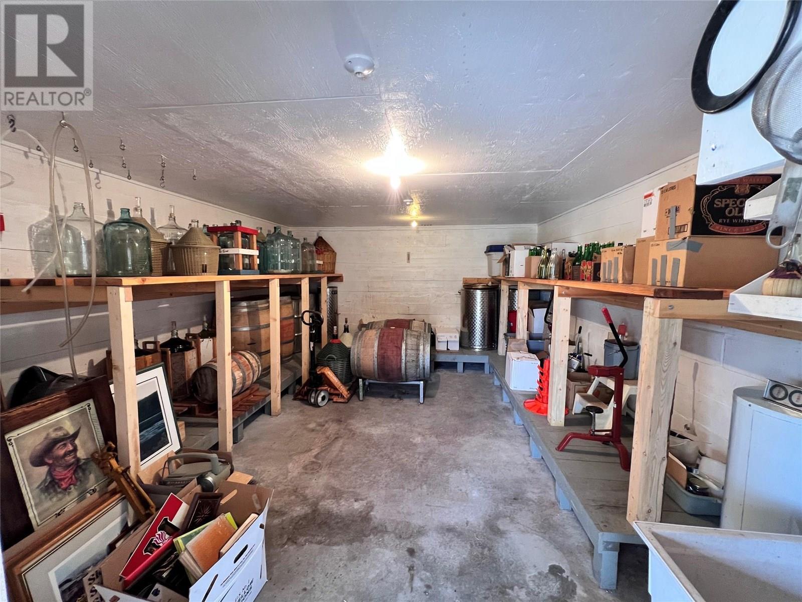 3655 Mclean Creek Road, Okanagan Falls, BC - Indoor