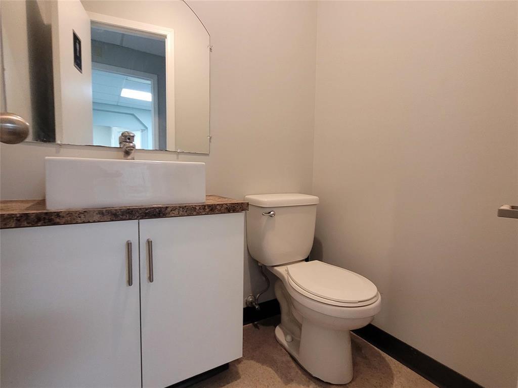 B 39 Royal Road N, Portage La Prairie, MB