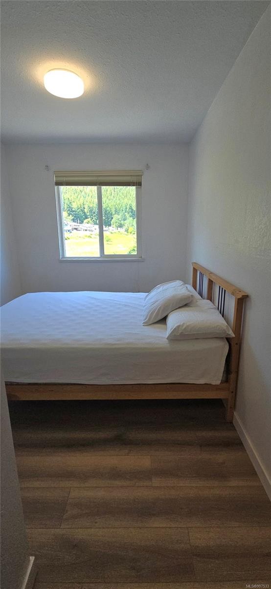 312-611 Macmillan Dr, Sayward, BC - Indoor Photo Showing Bedroom