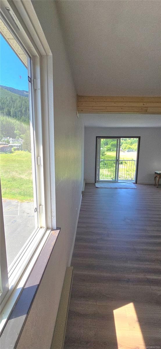 312-611 Macmillan Dr, Sayward, BC - Indoor Photo Showing Other Room