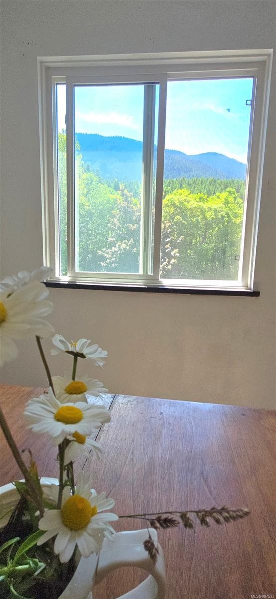 312-611 Macmillan Dr, Sayward, BC - Indoor