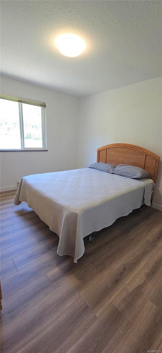 312-611 Macmillan Dr, Sayward, BC - Indoor Photo Showing Bedroom