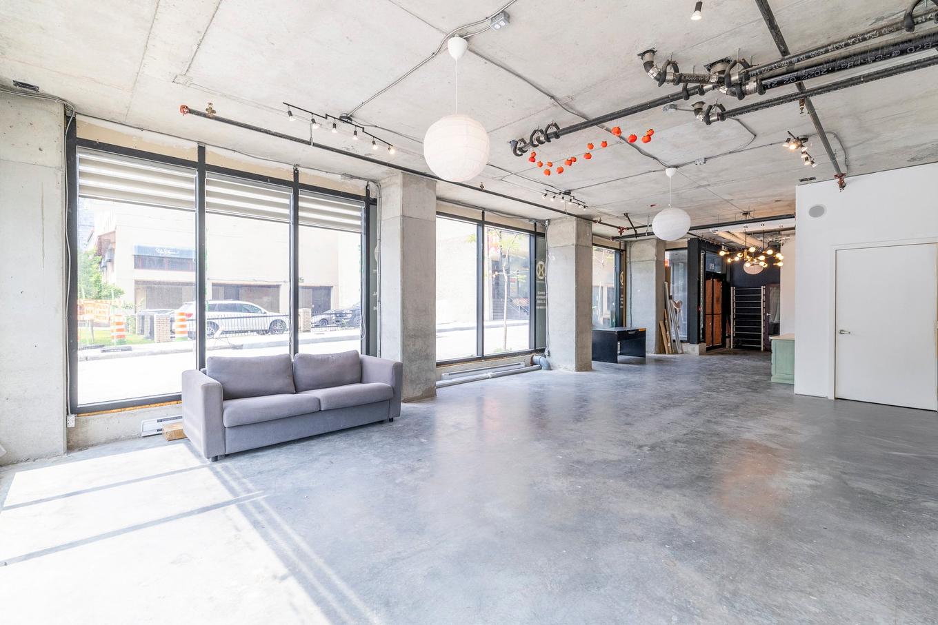 Interior - 975 Rue Clark, Montréal (Ville-Marie), QC - Indoor Photo Showing Garage