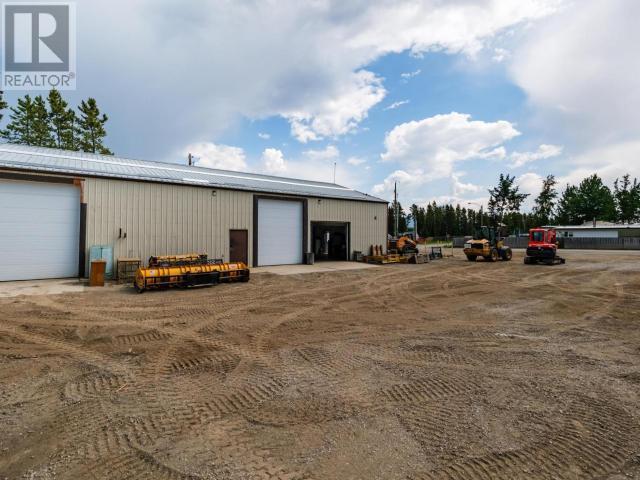 986 Range Road, Whitehorse, YT