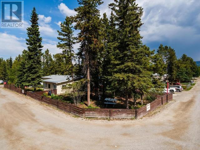 986 Range Road, Whitehorse, YT