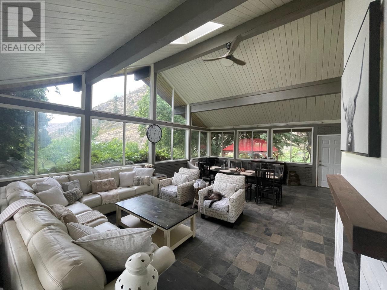 459 18 Road, Oliver, BC