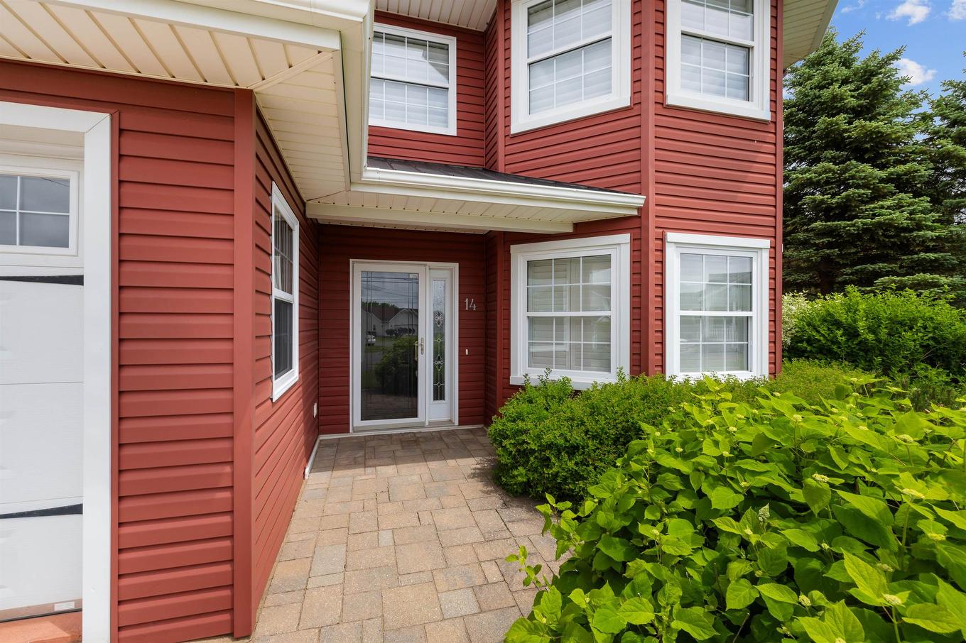 14 Brethaven Court, Charlottetown, PE