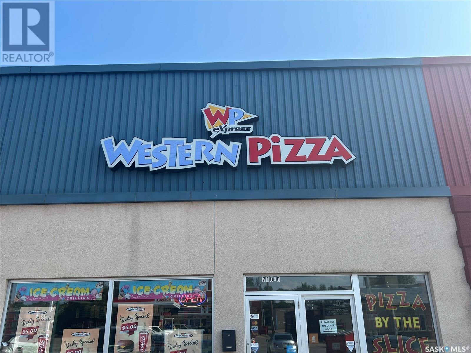 708 Main Street N, Moose Jaw, SK