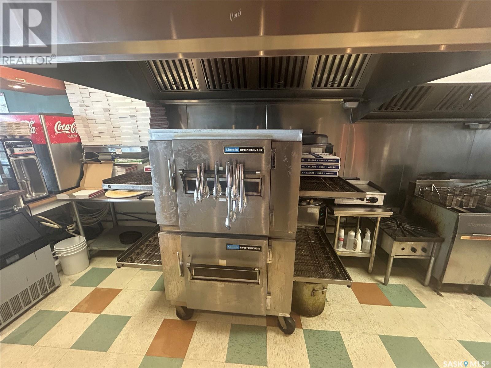 708 Main Street N, Moose Jaw, SK