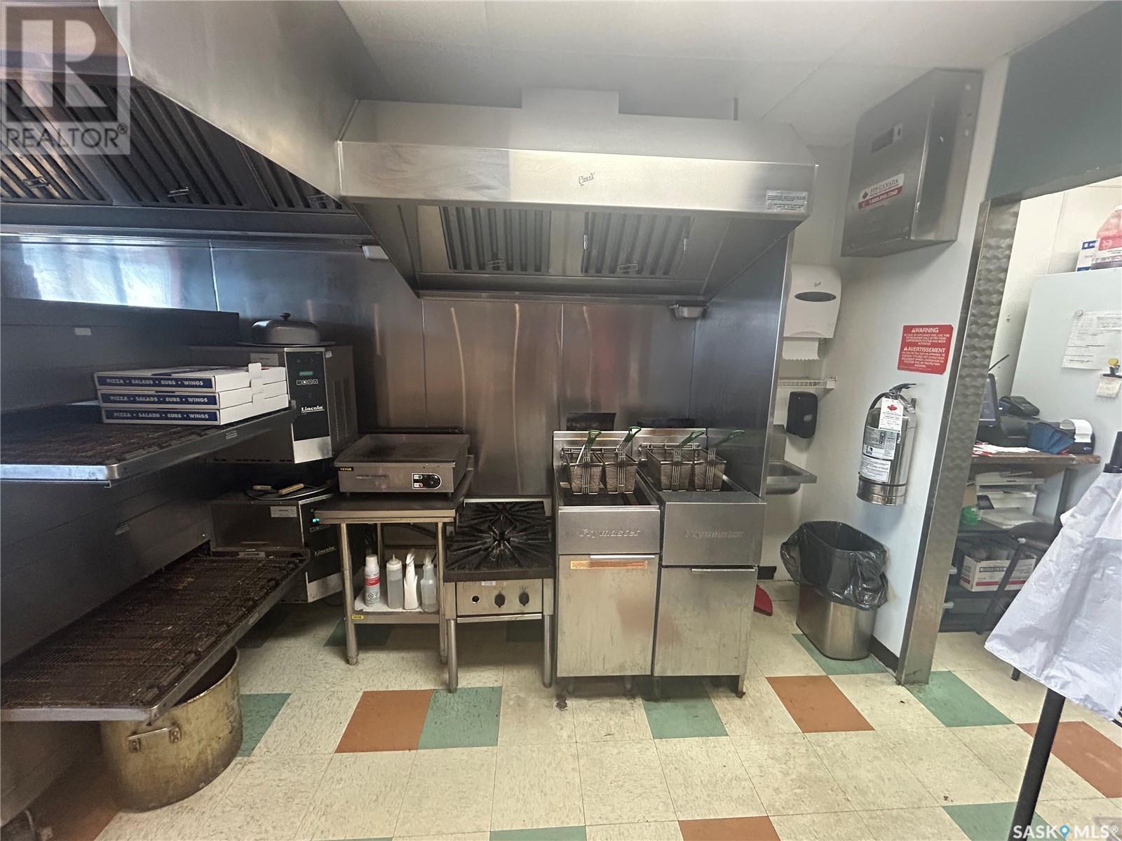 708 Main Street N, Moose Jaw, SK