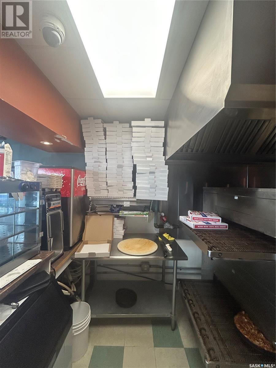 708 Main Street N, Moose Jaw, SK