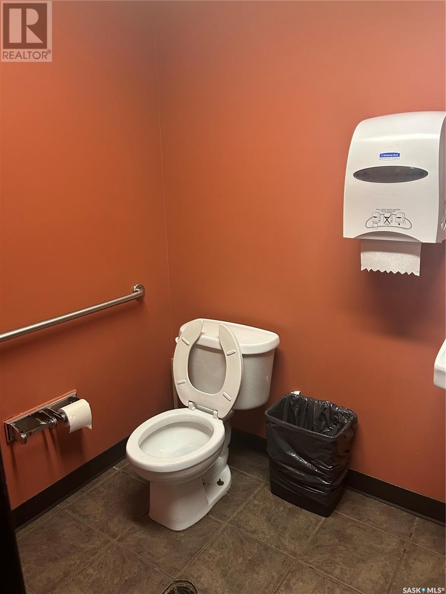 708 Main Street N, Moose Jaw, SK