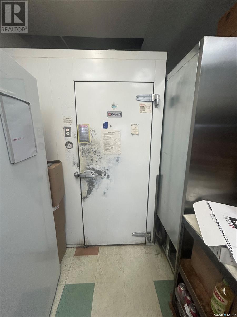 708 Main Street N, Moose Jaw, SK