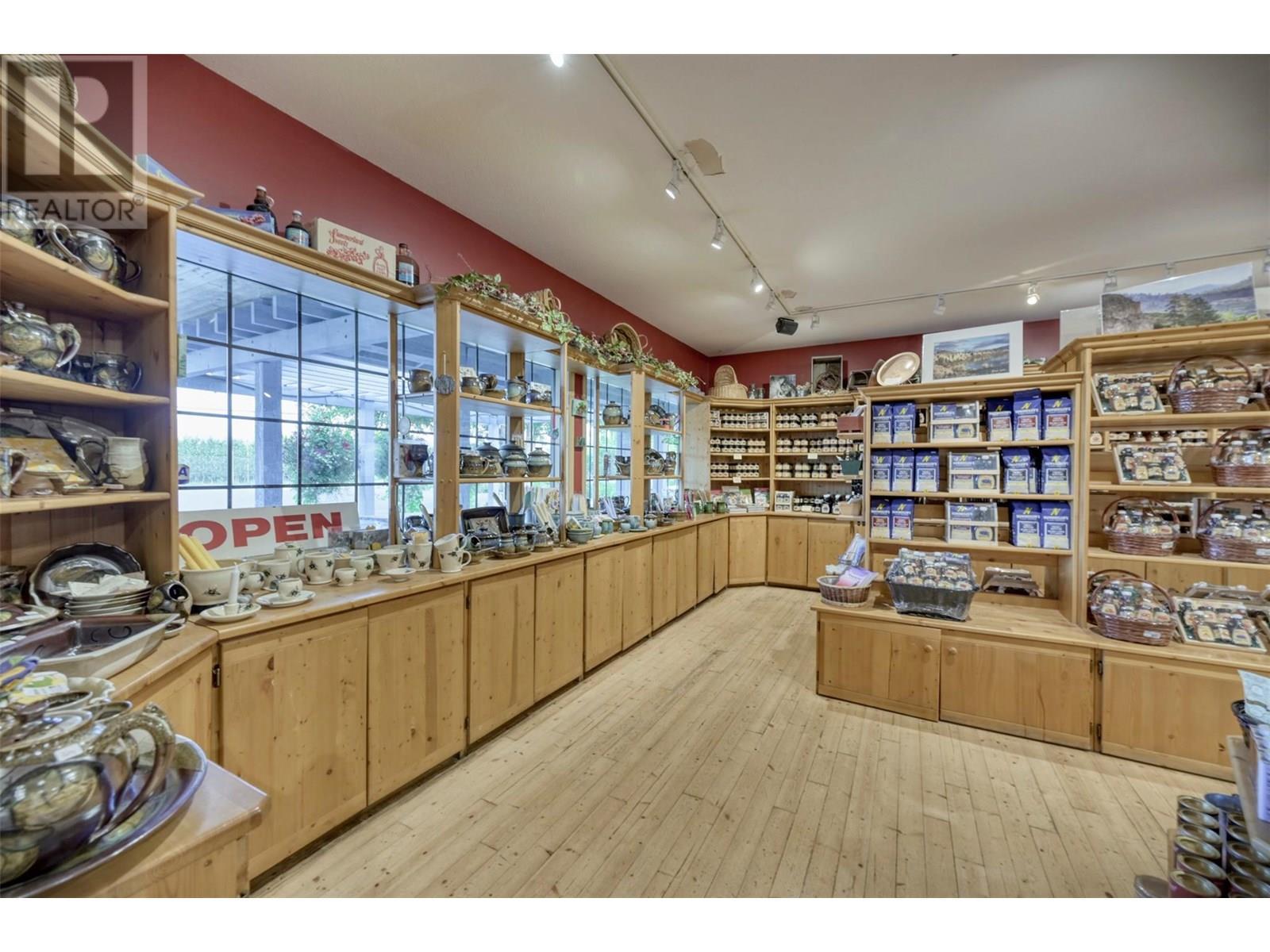 6206 Canyon View Road, Summerland, BC