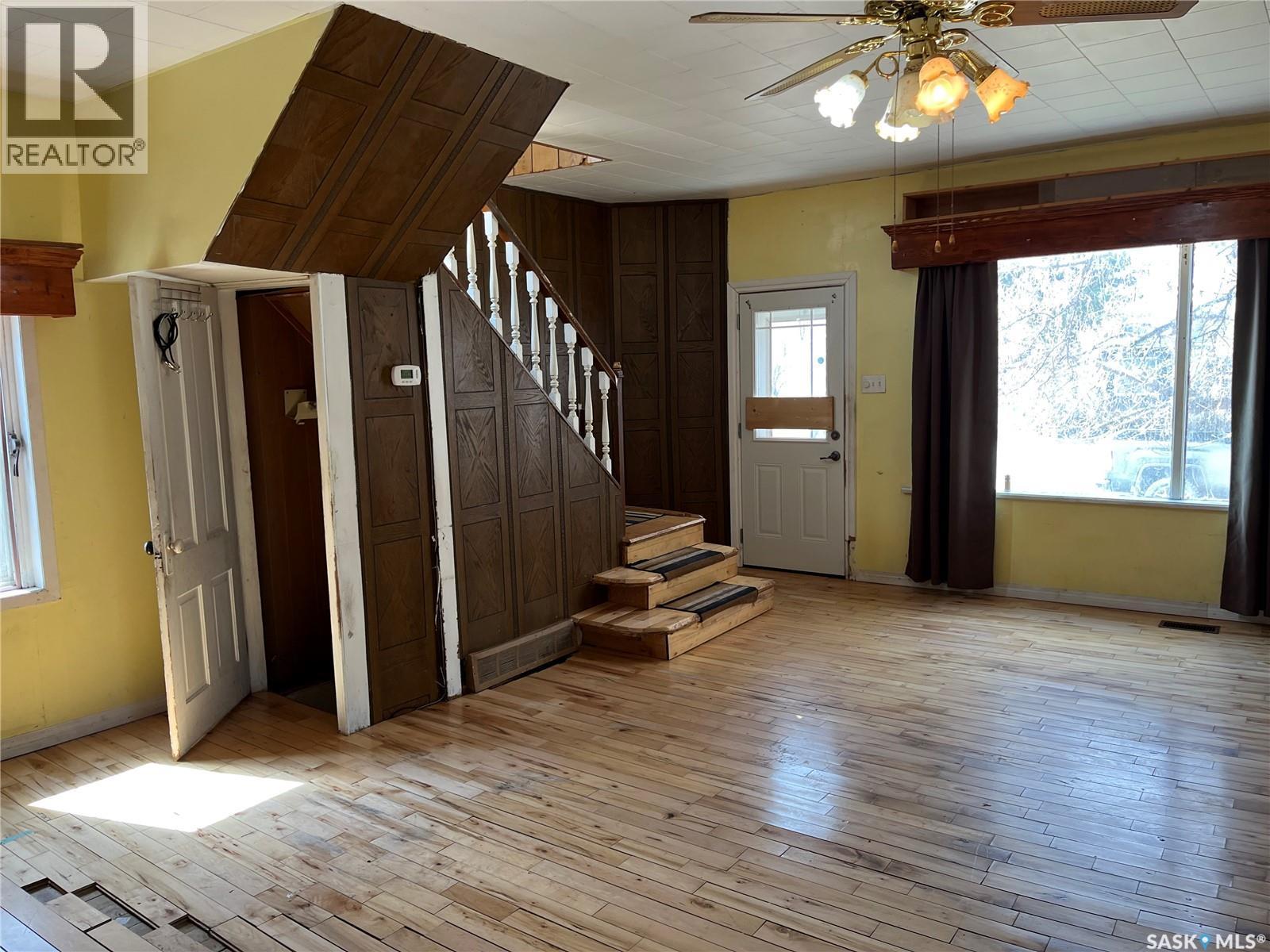 317 Moore Street, Foam Lake, SK - Indoor Photo Showing Other Room