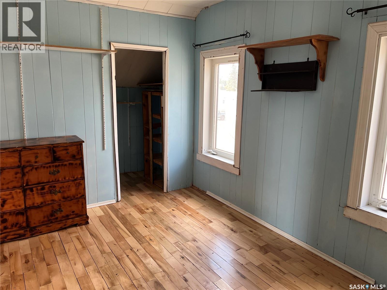 317 Moore Street, Foam Lake, SK - Indoor Photo Showing Other Room