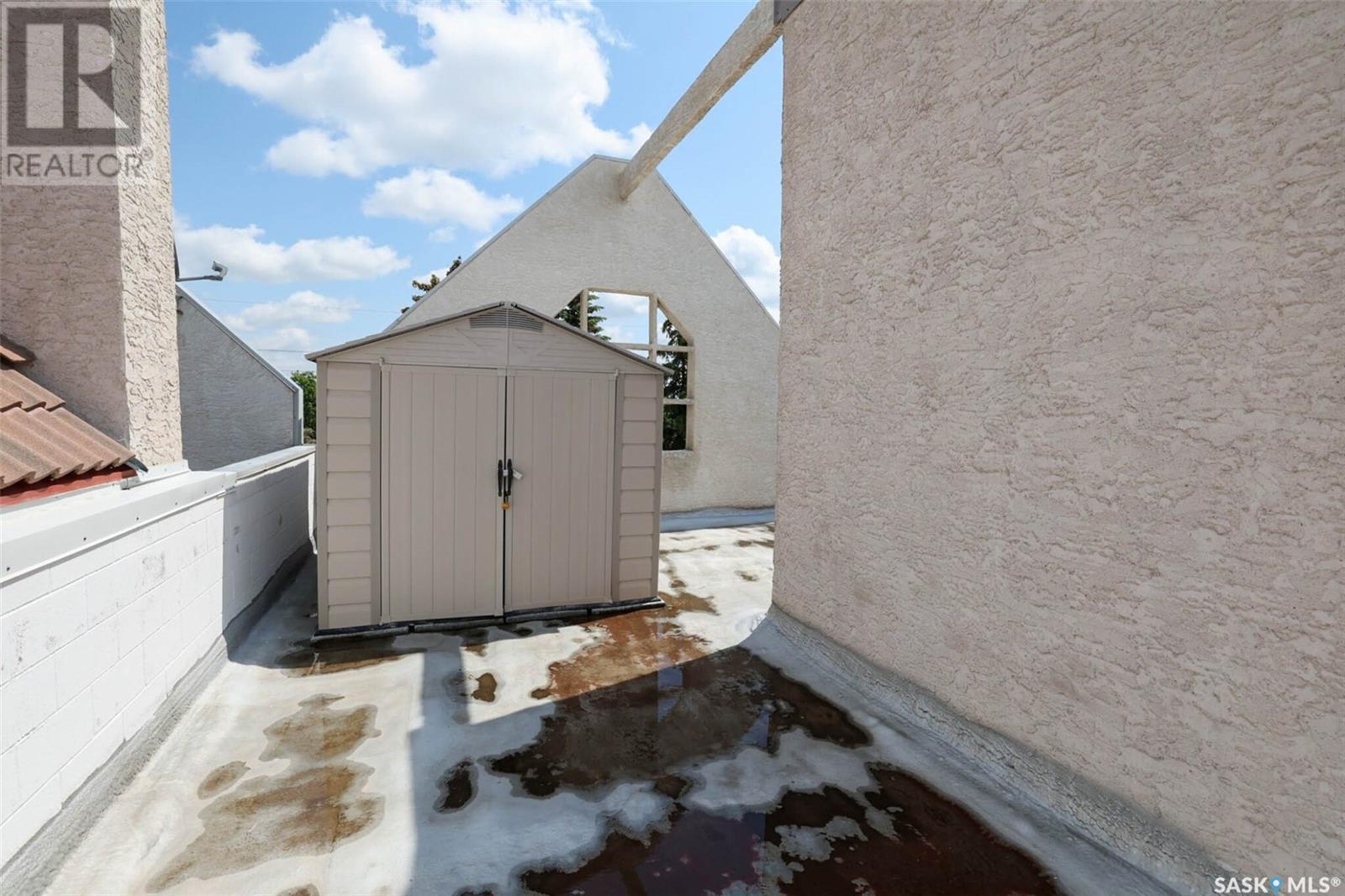 25 2338 Assiniboine Avenue E, Regina, SK - Outdoor