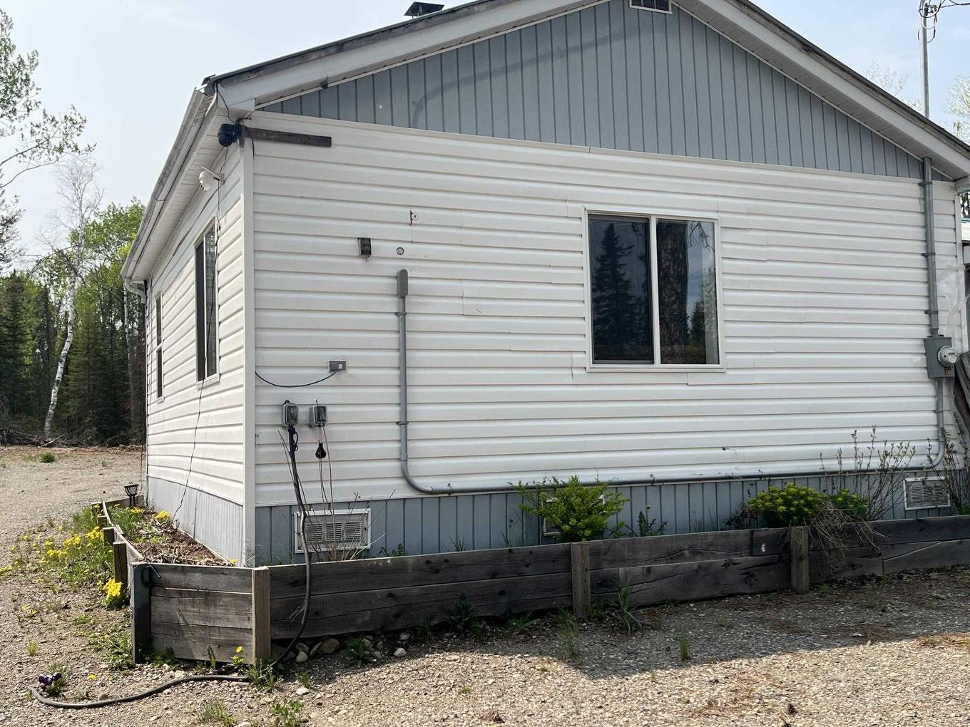 37 Rudolph Road, Thunder Bay, ON - Outdoor With Exterior