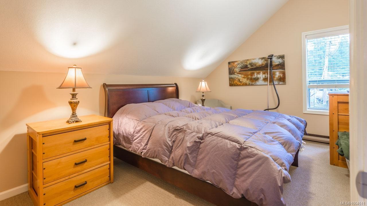 8 Pirates Lane, Protection Island, BC