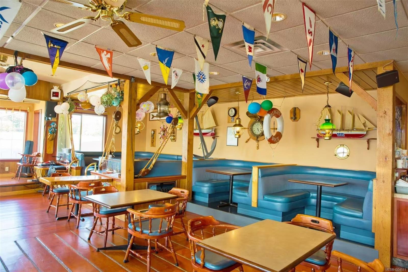 8 Pirates Lane, Protection Island, BC