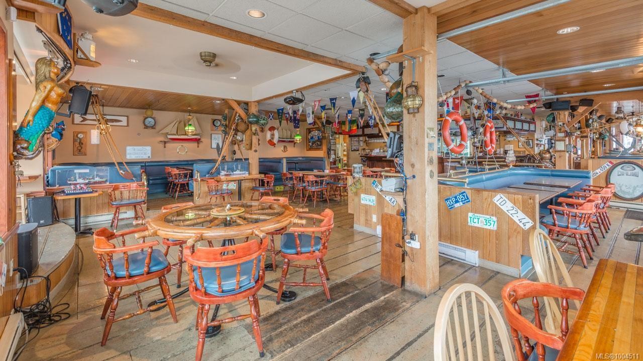 8 Pirates Lane, Protection Island, BC