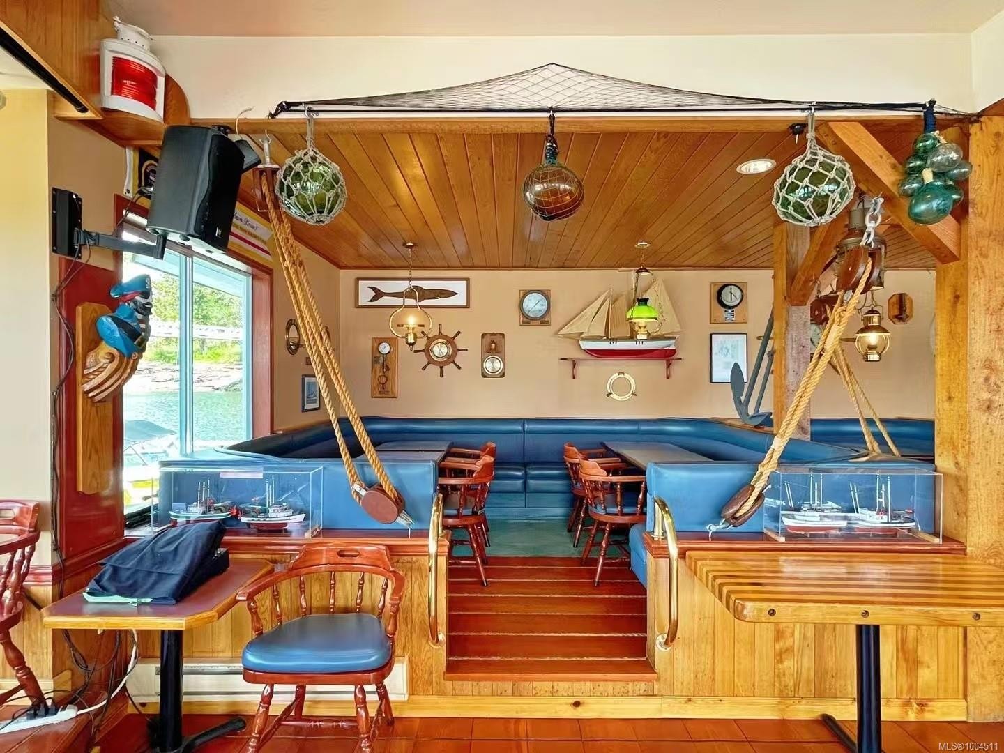 8 Pirates Lane, Protection Island, BC