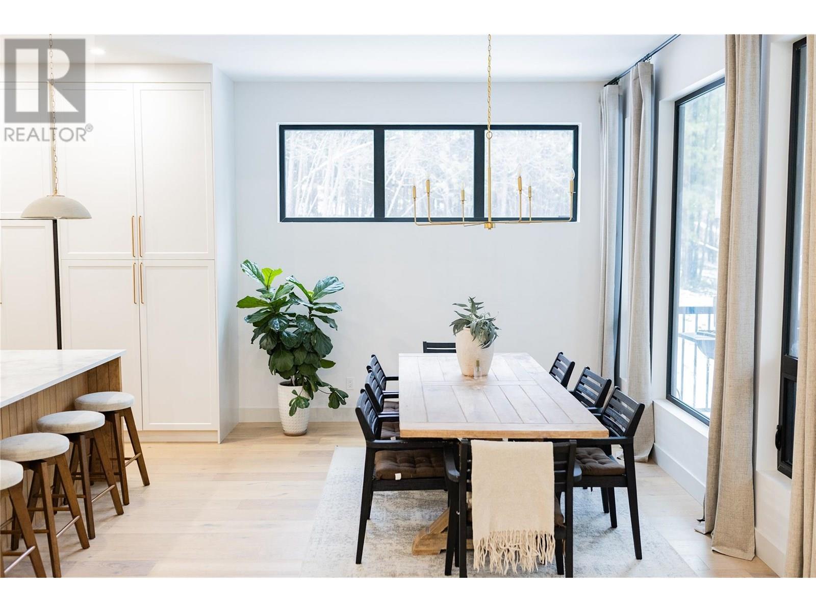 2690 Placer Place, Grand Forks, BC - Indoor Photo Showing Dining Room