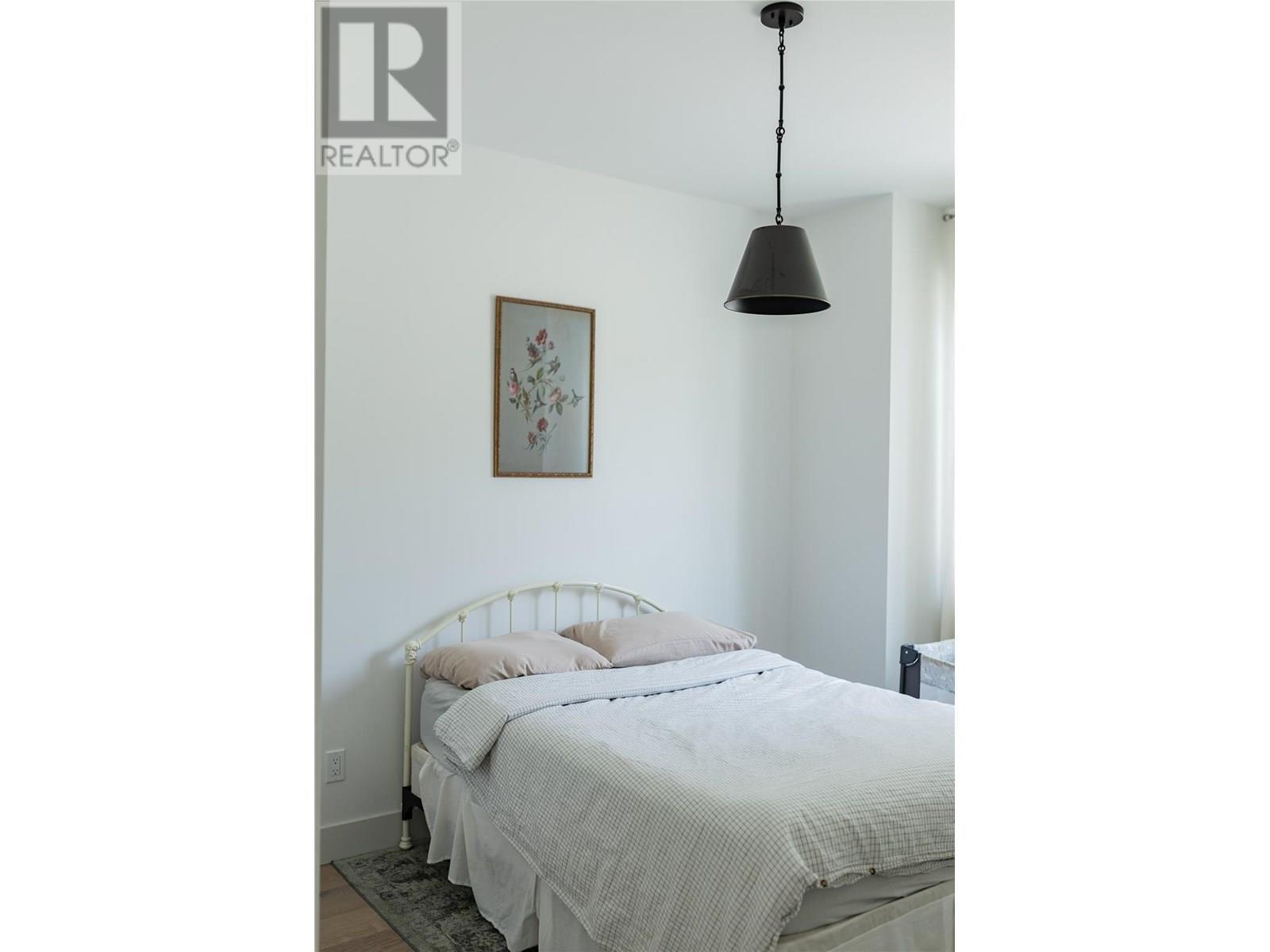 2690 Placer Place, Grand Forks, BC - Indoor Photo Showing Bedroom