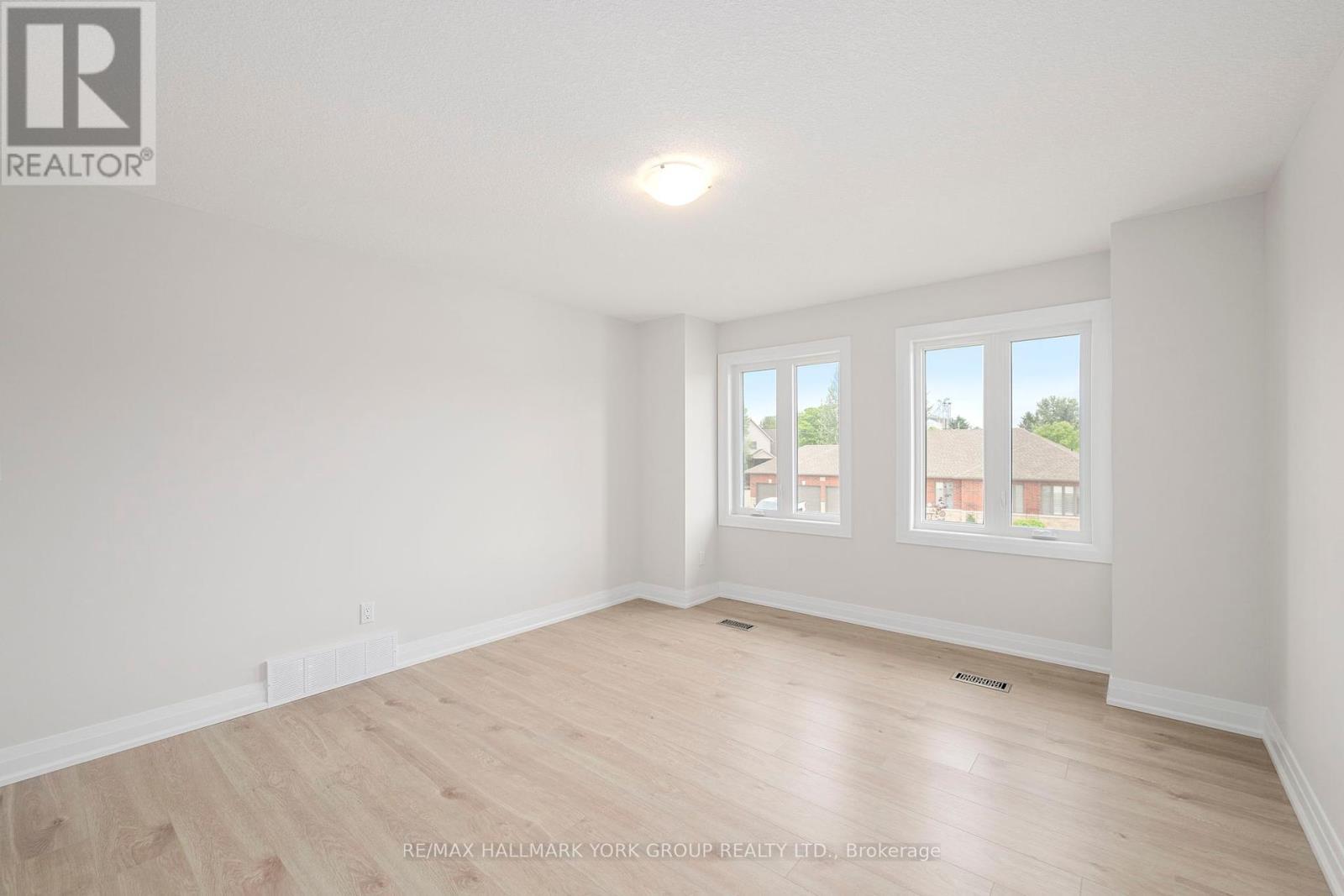 246 Leitch Street, Dutton/Dunwich, ON - Indoor Photo Showing Other Room