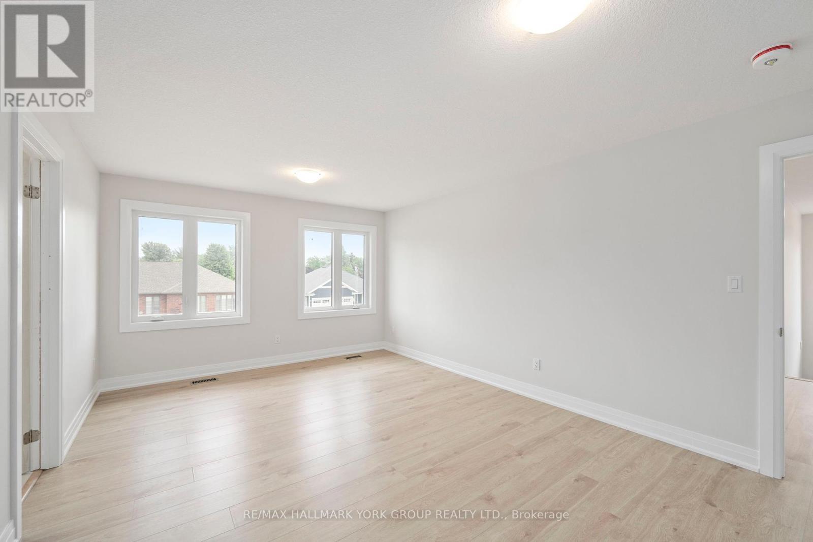 246 Leitch Street, Dutton/Dunwich, ON - Indoor Photo Showing Other Room