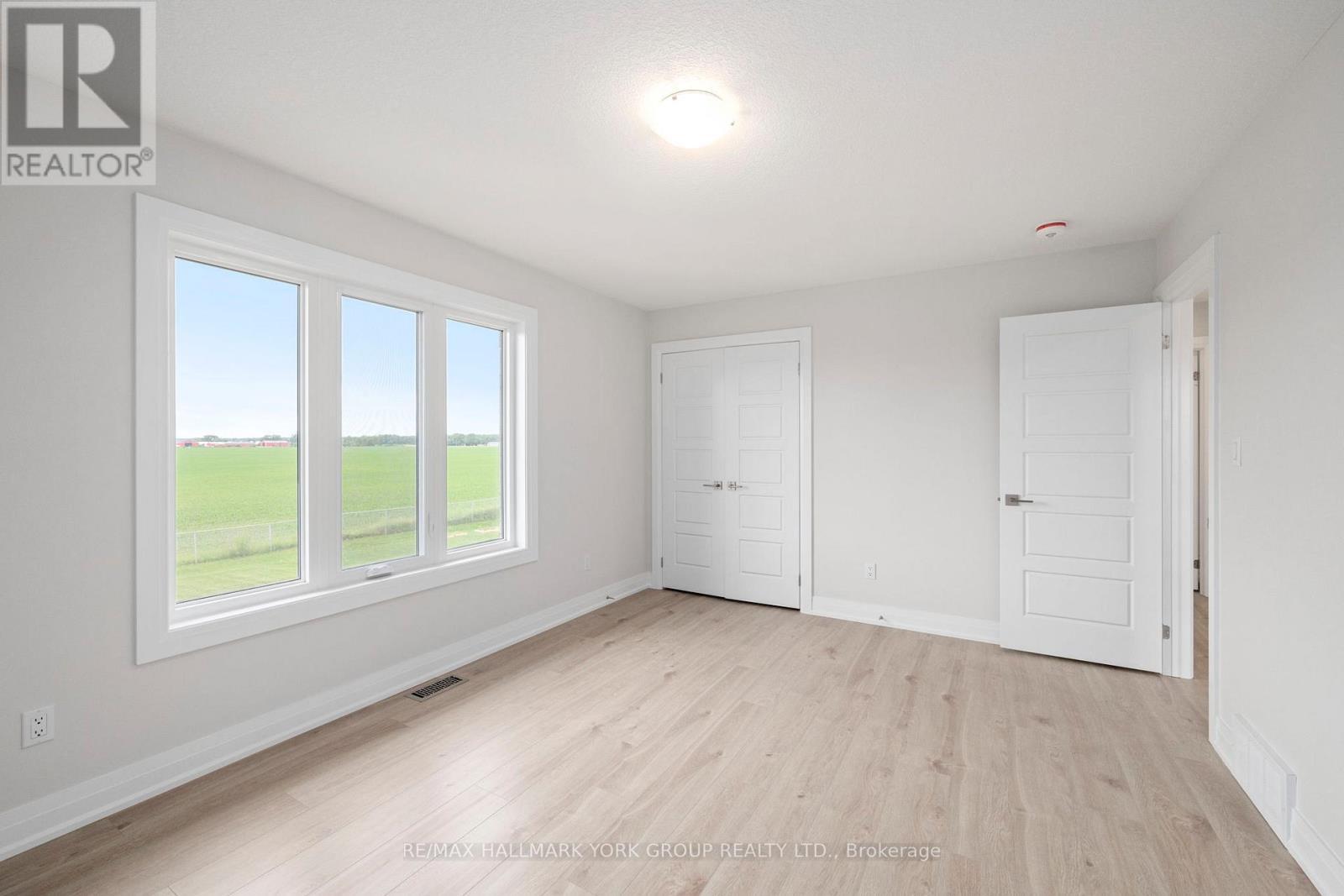 246 Leitch Street, Dutton/Dunwich, ON - Indoor Photo Showing Other Room