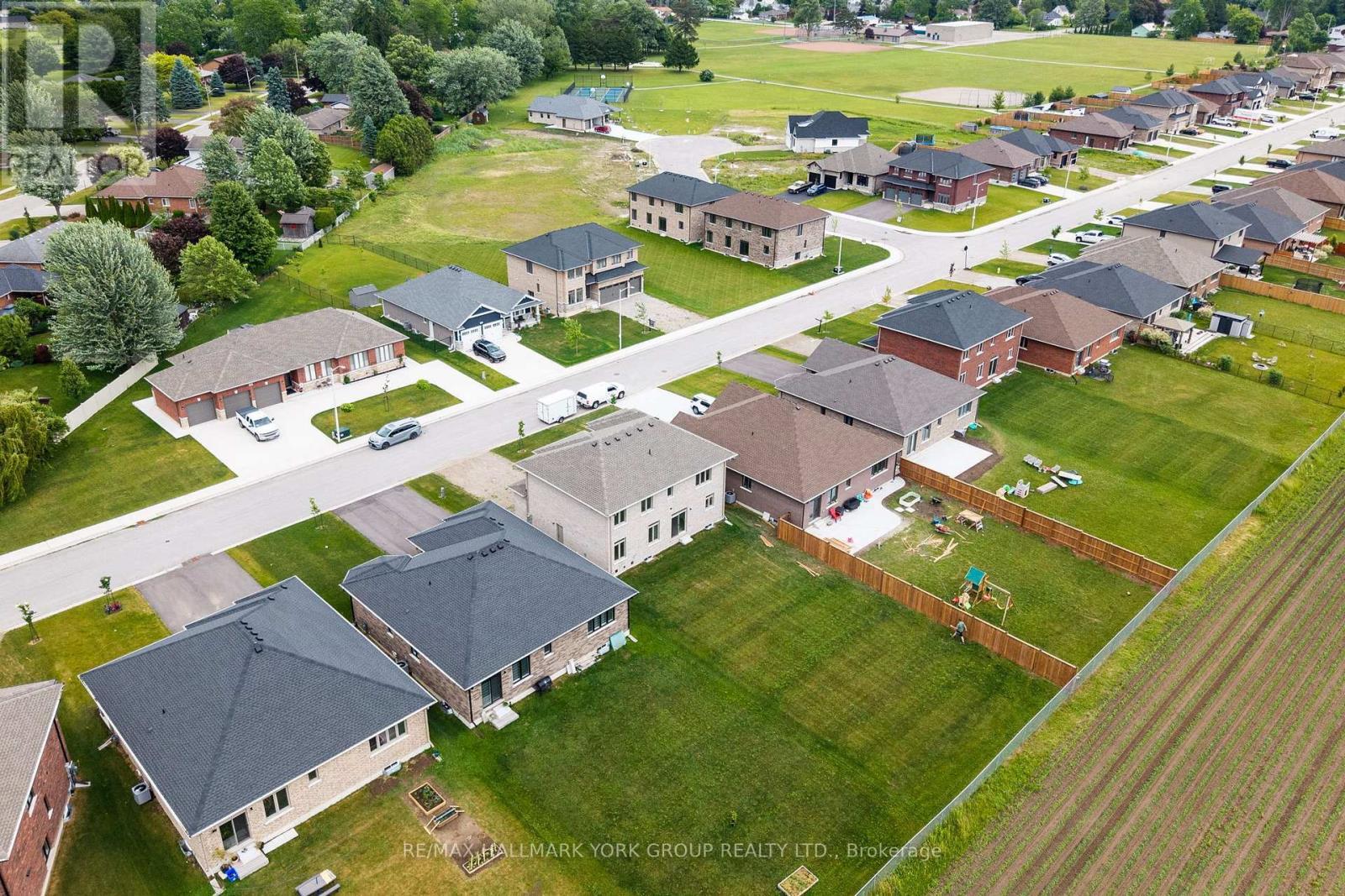 246 Leitch Street, Dutton/Dunwich, ON - Outdoor With View