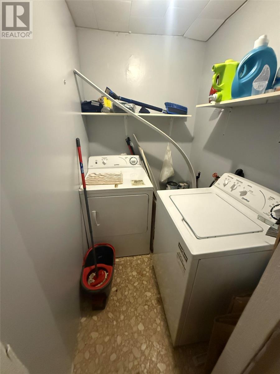 24 Freshwater Crescent, Freshwater, NL - Indoor Photo Showing Laundry Room