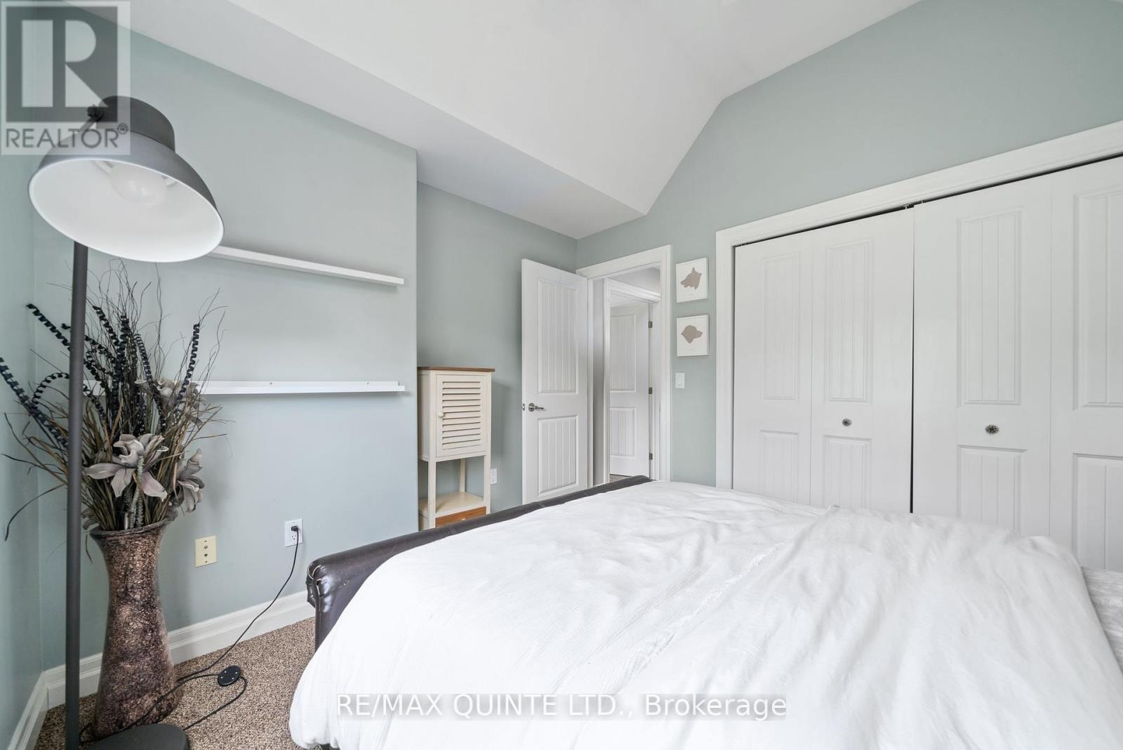 27 Charles Road, Tweed (Hungerford (Twp)), ON - Indoor Photo Showing Bedroom