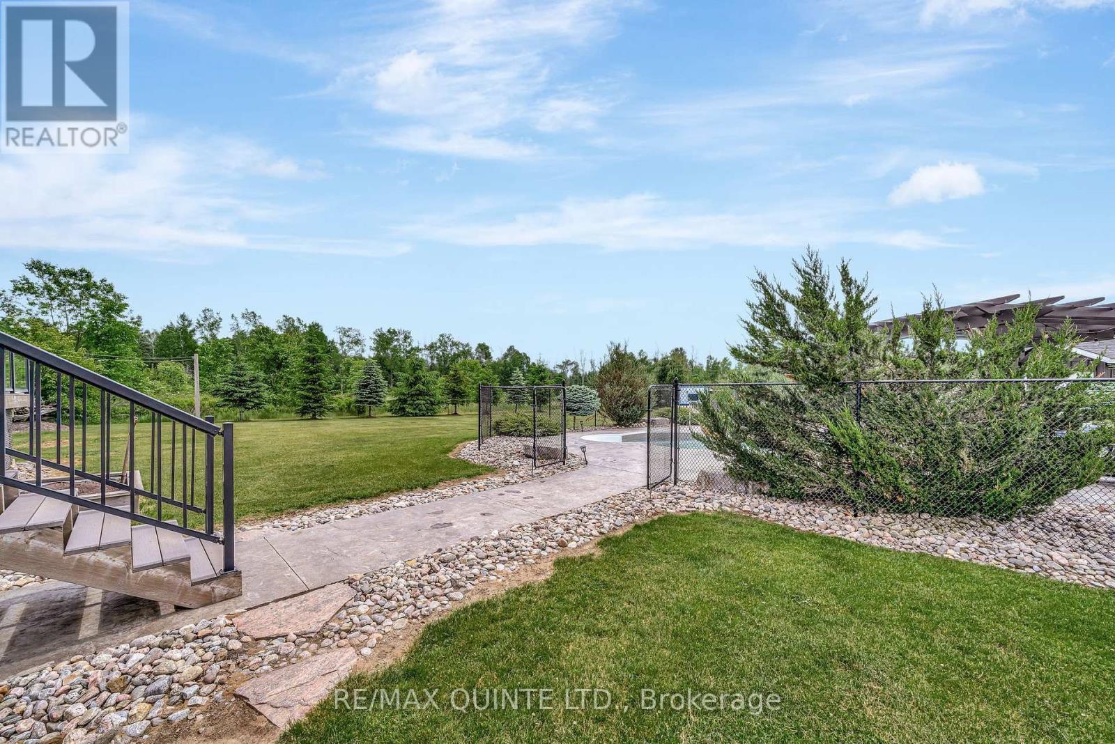 27 Charles Road, Tweed (Hungerford (Twp)), ON - Outdoor