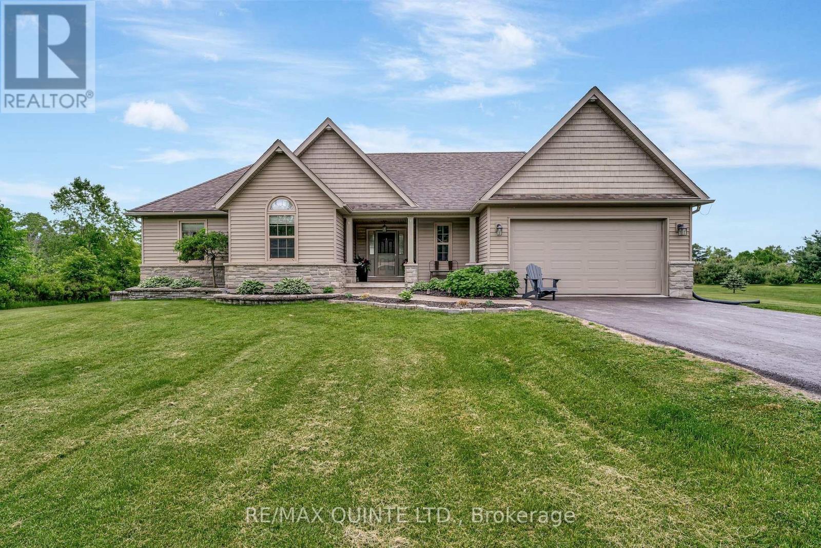 27 Charles Road, Tweed (Hungerford (Twp)), ON - Outdoor With Facade