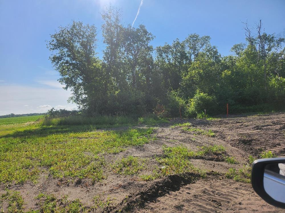 1 Public Road N, Macgregor, MB