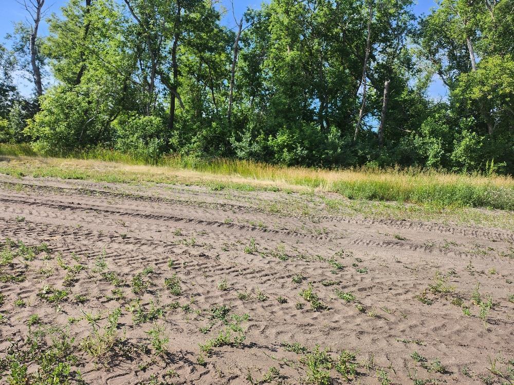 1 Public Road N, Macgregor, MB