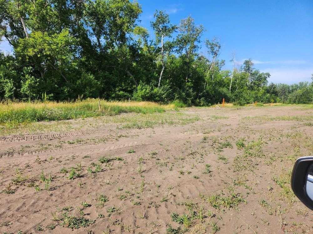 1 Public Road N, Macgregor, MB