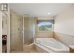 Primary en-suite -